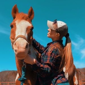 Meet your Posher, Ellie